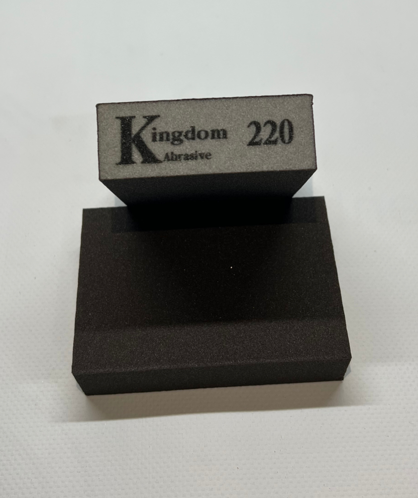 Губка Четырехсторонняя Kingdom Abrasive 220 (Размер 100х70х26 мм)